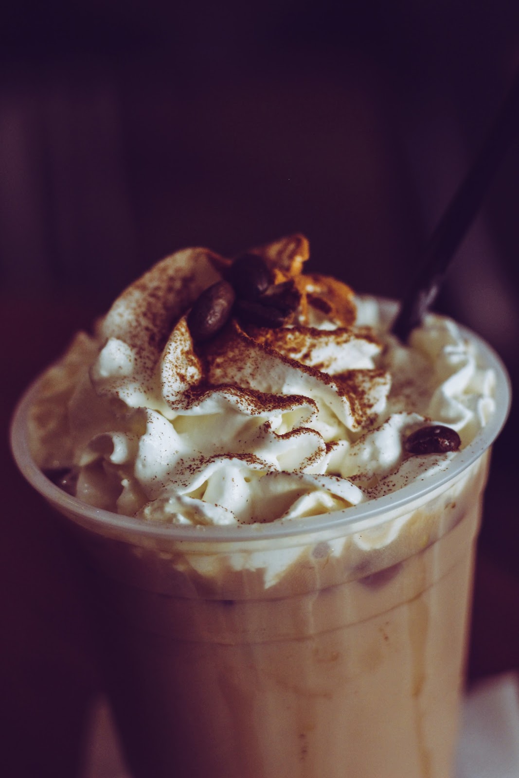 How Much Caffeine Is in a Mocha Cookie Crumble?